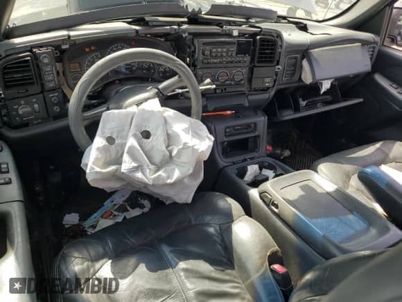 2001 Chevrolet Silverado 1500 LS с VIN 1GCEK19T41Z189543, выставлен на аукционе Copart как лот 62922784 с пробегом 157 821 миль миль и Списание • Salvage title. История ставок и продаж доступна на DreamBid. Изображение 8.