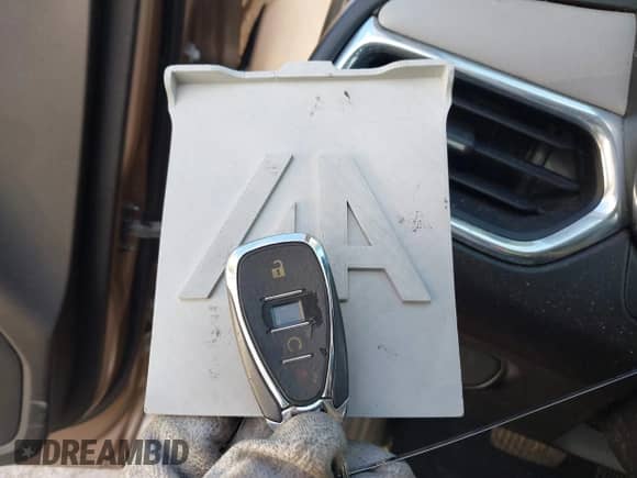 2019 Chevrolet Equinox LS с VIN 2GNAXSEV0K6175740, выставлен на аукционе IAAI как лот 43378037 с пробегом 68 892 миль миль и . История ставок и продаж доступна на DreamBid. Изображение 11.