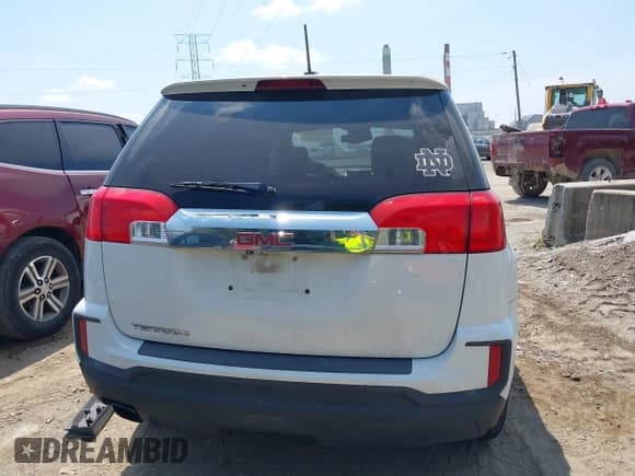 ✅ 2016 GMC Terrain SLE • VIN: 2GKALMEKXG6281145 • Lot: 43018920. Listed on IAAI with 199,585 mi. Free auction sales archive from the USA and detailed vehicle history report at DreamBid. Image 17.
