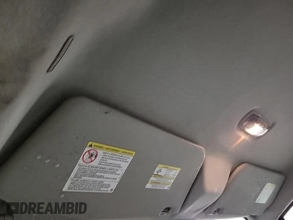 ✅ 2017 Ford Transit • VIN: 1FTYE1YM0HKA82524 • Lot: 42005449. Wystawiony na IAAI z przebiegiem 192 574 mil. Bezpłatny archiwum sprzedaży aukcyjnych z USA i szczegółowy raport historii pojazdu na DreamBid. Zdjęcie 1.