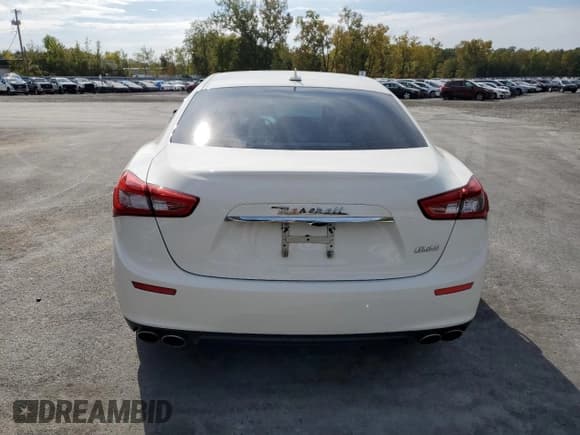 ✅ 2017 Maserati Ghibli • VIN: ZAM57XSA5H1233888 • Lot: 81657305. Wystawiony na Copart z przebiegiem 60 926 mil. Bezpłatny archiwum sprzedaży aukcyjnych z USA i szczegółowy raport historii pojazdu na DreamBid. Zdjęcie 6.