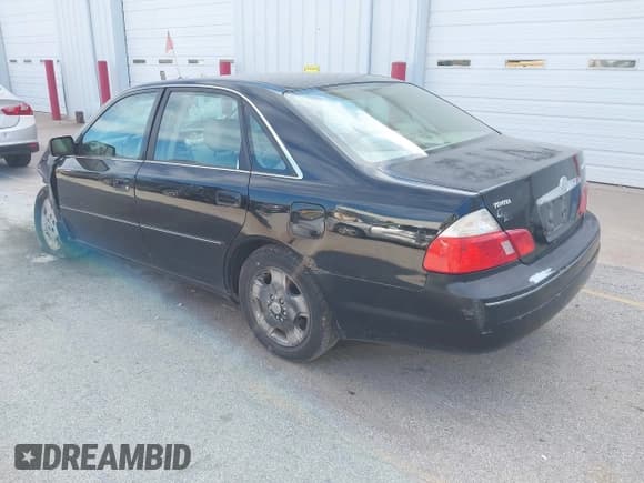 ✅ 2003 Toyota Avalon XL • VIN: 4T1BF28B33U277212 • Лот: 43537316. Опубликован ранее на IAAI с пробегом 141 724 миль. Бесплатный доступ к архиву аукционных продаж из США и подробный отчёт об истории автомобиля на DreamBid. Изображение 3.