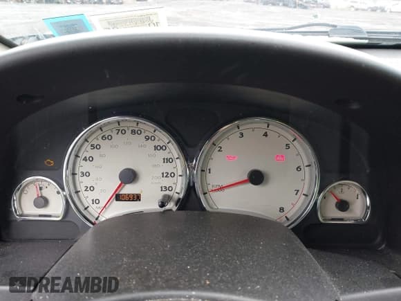 ✅ 2007 Saturn VUE V6 • VIN: 5GZCZ53437S877481 • Lot: 41939811. Wystawiony na IAAI z przebiegiem 106 937 mil. Bezpłatny archiwum sprzedaży aukcyjnych z USA i szczegółowy raport historii pojazdu na DreamBid. Zdjęcie 15.