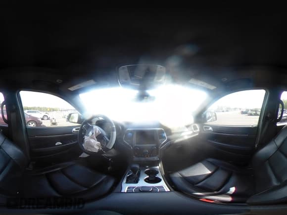 ✅ 2018 Jeep Grand Cherokee Limited • VIN: 1C4RJFBG1JC270422 • Lot: 42253598. Listed on IAAI with 53,730 mi. Free auction sales archive from the USA and detailed vehicle history report at DreamBid. Image 18.