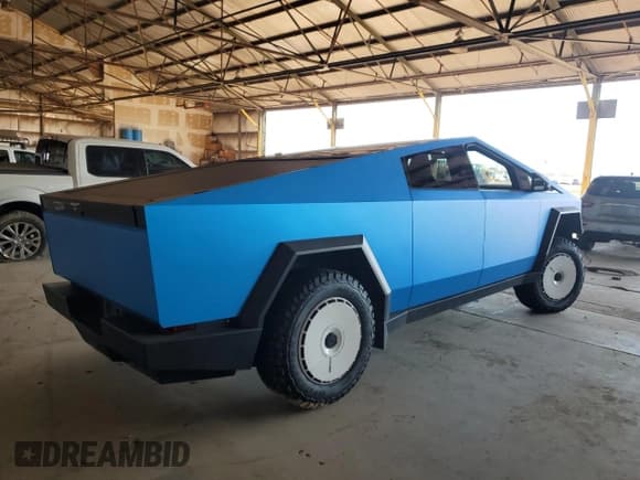 ✅ 2024 Tesla Cybertruck • VIN: 7G2CEHED4RA016087 • Lot: 81776175. Listed on Copart with 42,426 mi. Free auction sales archive from the USA and detailed vehicle history report at DreamBid. Image 3.