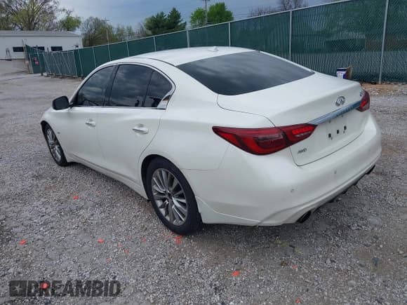 ✅ 2020 Infiniti Q50 Luxe • VIN: JN1EV7AR4LM250984 • Lot: 41941918. Listed on IAAI with 76,086 mi. Free auction sales archive from the USA and detailed vehicle history report at DreamBid. Image 3.