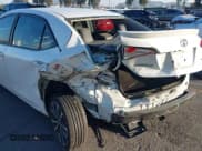 ✅ 2017 Toyota Corolla SE • VIN: 5YFBURHE7HP635820 • Lot: 43608782. Listed on IAAI with 86,526 mi. Free auction sales archive from the USA and detailed vehicle history report at DreamBid. Image 6.