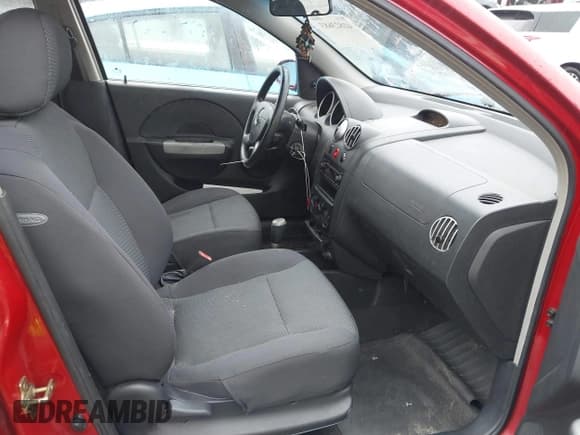 ✅ 2006 Chevrolet Aveo LT • VIN: KL1TG66696B580148 • Lot: 41823683. Wystawiony na IAAI z przebiegiem 76 395 mil. Bezpłatny archiwum sprzedaży aukcyjnych z USA i szczegółowy raport historii pojazdu na DreamBid. Zdjęcie 5.