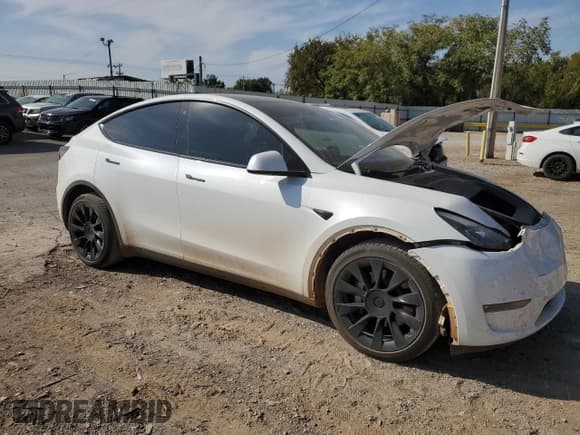 ✅ 2023 Tesla Model Y Long Range • VIN: 7SAYGDEE5PF624188 • Lot: 87409915. Wystawiony na Copart z przebiegiem 61 247 mil. Bezpłatny archiwum sprzedaży aukcyjnych z USA i szczegółowy raport historii pojazdu na DreamBid. Zdjęcie 4.