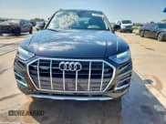 ✅ 2024 Audi Q5 Premium • VIN: WA1ABAFY3R2036777 • Lot: 71022835. Wystawiony na Copart z przebiegiem 9 815 mil. Bezpłatny archiwum sprzedaży aukcyjnych z USA i szczegółowy raport historii pojazdu na DreamBid. Zdjęcie 5.