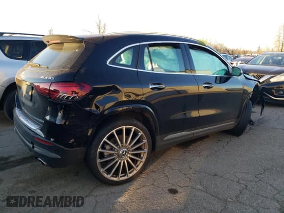 ✅ 2024 Mercedes-Benz GLA 35 AMG • VIN: W1N4N5BB1RJ563508 • Лот: 88369125. Опубликован ранее на Copart с пробегом 3 550 миль. Бесплатный доступ к архиву аукционных продаж из США и подробный отчёт об истории автомобиля на DreamBid. Изображение 3.