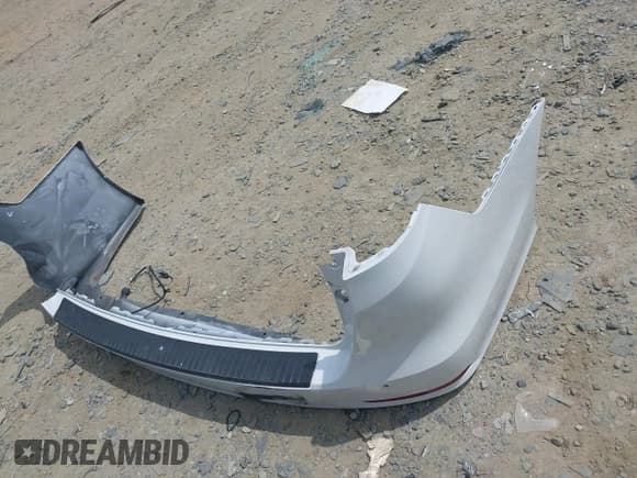 ✅ 2023 Honda Odyssey Touring • VIN: 5FNRL6H84PB072746 • Lot: 42085251. Listed on IAAI with 17,247 mi. Free auction sales archive from the USA and detailed vehicle history report at DreamBid. Image 12.