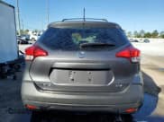 ✅ 2019 Nissan Kicks S • VIN: 3N1CP5CU4KL500868 • Lot: 91062745. Wystawiony na Copart z przebiegiem 39 693 mil. Bezpłatny archiwum sprzedaży aukcyjnych z USA i szczegółowy raport historii pojazdu na DreamBid. Zdjęcie 6.