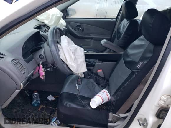 2004 Chevrolet Malibu z VIN 1G1ZS52884F207345, wystawiony jako Copart lot #79352794 z przebiegiem Nie podano mil oraz Szkoda całkowita • Salvage title. Historia ofert i sprzedaży dostępna na DreamBid. Obrazek 7.