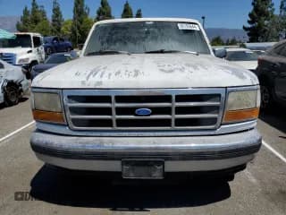 ✅ 1992 Ford F-150 • VIN: 1FTDF15Y7NLA93044 • Lot: 65185644. Wystawiony na Copart z przebiegiem 166 919 mil. Bezpłatny archiwum sprzedaży aukcyjnych z USA i szczegółowy raport historii pojazdu na DreamBid. Zdjęcie 5.