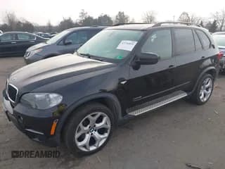 ✅ 2011 BMW X5 35i • VIN: 5UXZV4C51BL414489 • Lot: 43756891. Listed on IAAI with 109,809 mi. Free auction sales archive from the USA and detailed vehicle history report at DreamBid. Image 2.
