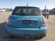 ✅ 2008 MINI Hardtop • VIN: WMWMF335X8TT62496 • Лот: 52482015. Опубликован ранее на Copart с пробегом 188 965 миль. Бесплатный доступ к архиву аукционных продаж из США и подробный отчёт об истории автомобиля на DreamBid. Изображение 6.