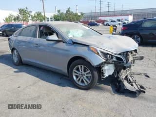 ✅ 2017 Hyundai Sonata SE • VIN: 5NPE24AF3HH579039 • Lot: 39765677. Wystawiony na IAAI z przebiegiem 95 568 mil. Bezpłatny archiwum sprzedaży aukcyjnych z USA i szczegółowy raport historii pojazdu na DreamBid. Zdjęcie 1.