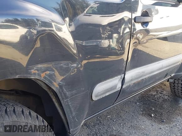 ✅ 2012 Nissan Xterra X • VIN: 5N1AN0NW4CC511972 • Lot: 43739133. Wystawiony na IAAI z przebiegiem 122 653 mil. Bezpłatny archiwum sprzedaży aukcyjnych z USA i szczegółowy raport historii pojazdu na DreamBid. Zdjęcie 6.