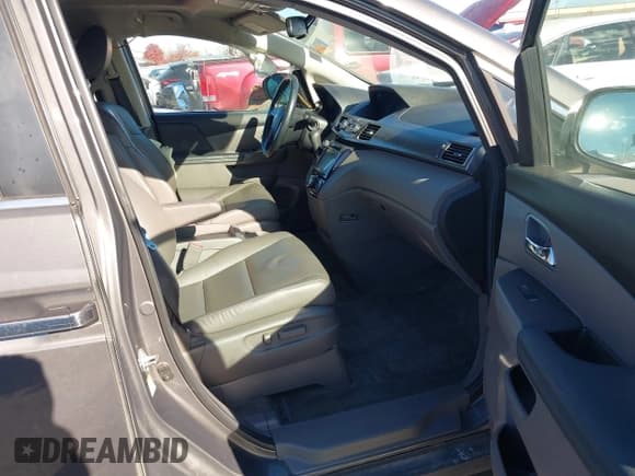 ✅ 2014 Honda Odyssey EX-L • VIN: 5FNRL5H60EB031424 • Лот: 43621706. Опубликован ранее на IAAI с пробегом 152 005 миль. Бесплатный доступ к архиву аукционных продаж из США и подробный отчёт об истории автомобиля на DreamBid. Изображение 5.