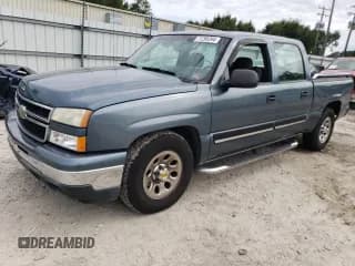 ✅ 2007 Chevrolet Silverado 1500 LS • VIN: 2GCEC13V271165783 • Lot: 71295294. Listed on Copart with 188,326 mi. Free auction sales archive from the USA and detailed vehicle history report at DreamBid. Image 1.