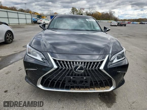 ✅ 2024 Lexus ES 300h • VIN: 58ADA1C11RU044494 • Lot: 90793235. Listed on Copart with 30,786 mi. Free auction sales archive from the USA and detailed vehicle history report at DreamBid. Image 5.