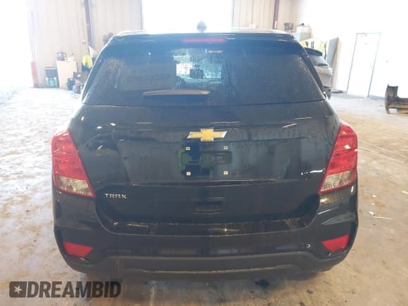 ✅ 2020 Chevrolet Trax LS • VIN: KL7CJKSB8LB088953 • Lot: 43392952. Wystawiony na IAAI z przebiegiem 90 707 mil. Bezpłatny archiwum sprzedaży aukcyjnych z USA i szczegółowy raport historii pojazdu na DreamBid. Zdjęcie 16.