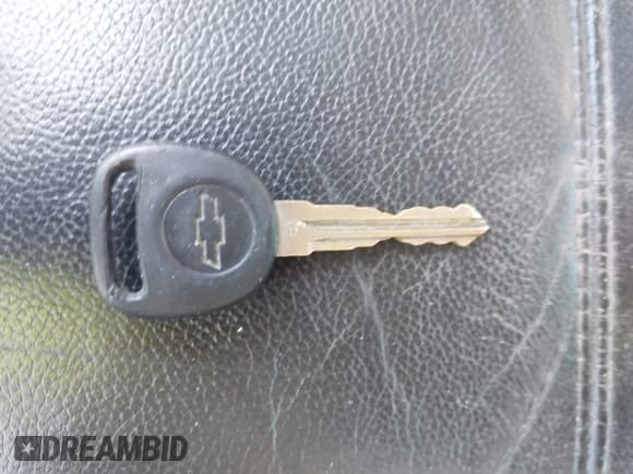 ✅ 2013 Chevrolet Tahoe LT • VIN: 1GNSKBE00DR253044 • Лот: 43730092. Опубликован ранее на IAAI с пробегом 204 078 миль. Бесплатный доступ к архиву аукционных продаж из США и подробный отчёт об истории автомобиля на DreamBid. Изображение 11.