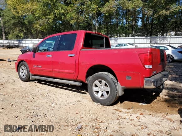 ✅ 2005 Nissan Titan LE • VIN: 1N6BA07A95N571093 • Lot: 82389815. Wystawiony na Copart z przebiegiem 380 660 mil. Bezpłatny archiwum sprzedaży aukcyjnych z USA i szczegółowy raport historii pojazdu na DreamBid. Zdjęcie 2.