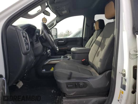 2021 Chevrolet Silverado 3500HD LT z VIN 1GC4YTEY7MF290086, wystawiony jako Copart lot #45716475 z przebiegiem 110 374 mil mil oraz Czysty tytuł • Clean title. Historia ofert i sprzedaży dostępna na DreamBid. Obrazek 7.