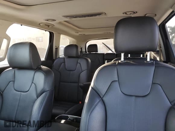 ✅ 2024 Kia Telluride SX • VIN: 5XYP54GC2RG496529 • Lot: 91020715. Listed on Copart with 21,926 mi. Free auction sales archive from the USA and detailed vehicle history report at DreamBid. Image 10.