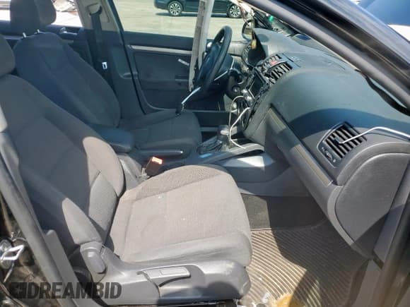 ✅ 2009 Volkswagen Rabbit S • VIN: WVWDA71K29W145879 • Лот: 59326705. Опубликован ранее на Copart с пробегом 144 679 миль. Бесплатный доступ к архиву аукционных продаж из США и подробный отчёт об истории автомобиля на DreamBid. Изображение 7.