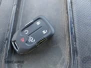 ✅ 2019 Chevrolet Silverado 1500 High Country • VIN: 1GCUYHED3KZ155662 • Lot: 43367675. Wystawiony na IAAI z przebiegiem 46 286 mil. Bezpłatny archiwum sprzedaży aukcyjnych z USA i szczegółowy raport historii pojazdu na DreamBid. Zdjęcie 11.