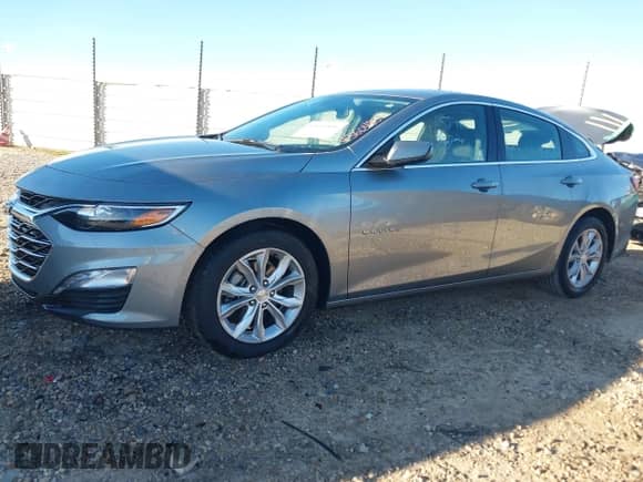 ✅ 2025 Chevrolet Malibu LT • VIN: 1G1ZD5STXSF119649 • Lot: 43604851. Wystawiony na IAAI z przebiegiem 29 487 mil mil. Skorzystaj z bezpłatnego archiwum sprzedaży aukcyjnych z USA i zobacz szczegółowy raport historii pojazdu na DreamBid. Zdjęcie 2.