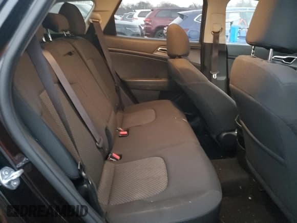 ✅ 2023 Kia Sportage LX • VIN: KNDPUCAG9P7058528 • Лот: 84559074. Опубликован ранее на Copart с пробегом 97 328 миль. Бесплатный доступ к архиву аукционных продаж из США и подробный отчёт об истории автомобиля на DreamBid. Изображение 11.