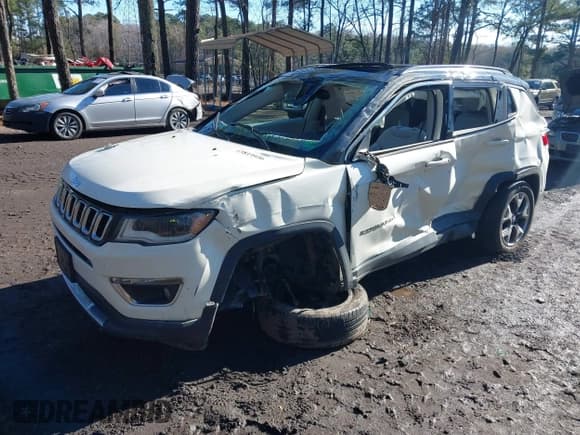 ✅ 2018 Jeep Compass Limited • VIN: 3C4NJCCB6JT318761 • Lot: 43819936. Listed on IAAI with 57,441 mi. Free auction sales archive from the USA and detailed vehicle history report at DreamBid. Image 18.