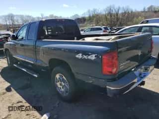 2005 Dodge Dakota z VIN 1D7HW52N15S166830, wystawiony jako Copart lot #78601324 z przebiegiem 126 295 mil mil oraz Nie do naprawy • Non repairable. Historia ofert i sprzedaży dostępna na DreamBid. Obrazek 2.