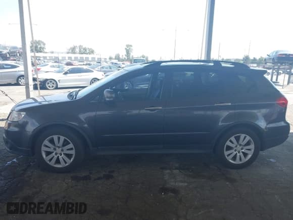 ✅ 2008 Subaru Tribeca Limited • VIN: 4S4WX90DX84410446 • Lot: 42171152. Listed on IAAI with 204,590 mi. Free auction sales archive from the USA and detailed vehicle history report at DreamBid. Image 14.