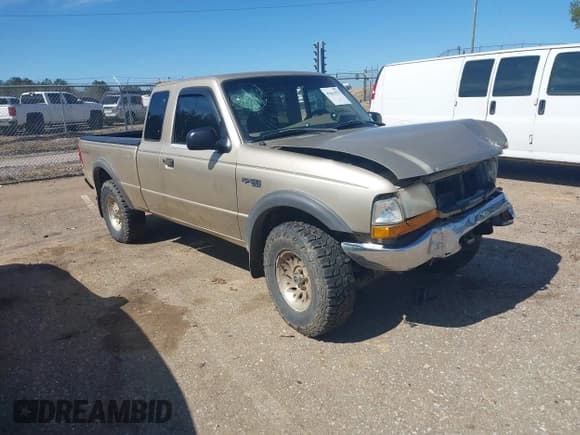 ✅ 1999 Ford Ranger XL • VIN: 1FTZR15V8XTB07717 • Lot: 41661032. Listed on IAAI with 161,889 mi. Free auction sales archive from the USA and detailed vehicle history report at DreamBid. Image 1.