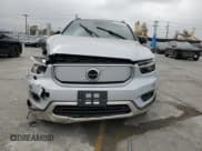 ✅ 2021 Volvo XC40 • VIN: YV4ED3UR2M2597180 • Lot: 61769305. Listed on Copart with Not provided. Free auction sales archive from the USA and detailed vehicle history report at DreamBid. Image 5.