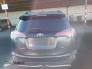 ✅ 2018 Toyota RAV4 SE • VIN: JTMNFREVXJJ723007 • Лот: 43576593. Опубликован ранее на IAAI с пробегом 213 811 миль. Бесплатный доступ к архиву аукционных продаж из США и подробный отчёт об истории автомобиля на DreamBid. Изображение 16.