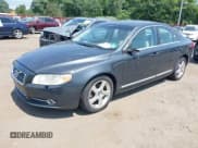 ✅ 2010 Volvo S80 I6 Turbo • VIN: YV1992AH1A1125818 • Лот: 42952304. Опубликован ранее на IAAI с пробегом 188 713 миль. Бесплатный доступ к архиву аукционных продаж из США и подробный отчёт об истории автомобиля на DreamBid. Изображение 2.