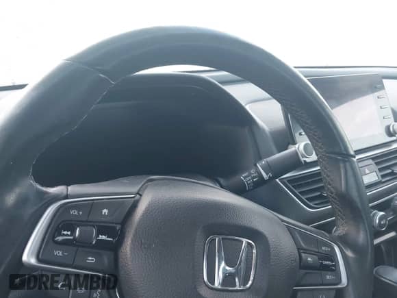 2021 Honda Accord EX-L z VIN 1HGCV1F56MA092756, wystawiony jako IAAI lot #43489233 z przebiegiem 111 126 mil mil oraz . Historia ofert i sprzedaży dostępna na DreamBid. Obrazek 7.