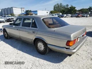 ✅ 1991 Mercedes-Benz 350 • VIN: WDBCB35DXMA590551 • Lot: 42698945. Listed on Copart with 195,668 mi. Free auction sales archive from the USA and detailed vehicle history report at DreamBid. Image 2.