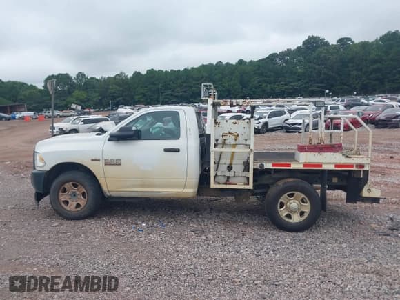 ✅ 2015 Ram 2500 Tradesman • VIN: 3C7WR4AJXFG592142 • Lot: 42877402. Listed on IAAI with 160,137 mi. Free auction sales archive from the USA and detailed vehicle history report at DreamBid. Image 15.