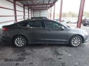 ✅ 2016 Ford Fusion S • VIN: 3FA6P0G73GR177327 • Lot: 41217967. Wystawiony na IAAI z przebiegiem 199 977 mil. Bezpłatny archiwum sprzedaży aukcyjnych z USA i szczegółowy raport historii pojazdu na DreamBid. Zdjęcie 13.