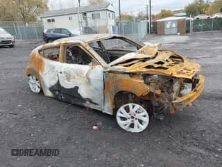 ✅ 2016 Hyundai Veloster • VIN: KMHTC6AD8GU266941 • Лот: 43490861. Опубликован ранее на IAAI с пробегом Не указан. Бесплатный доступ к архиву аукционных продаж из США и подробный отчёт об истории автомобиля на DreamBid. Изображение 1.