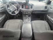 ✅ 2015 Dodge Charger SE • VIN: 2C3CDXBG5FH897443 • Lot: 81963485. Wystawiony na Copart z przebiegiem 75 667 mil. Bezpłatny archiwum sprzedaży aukcyjnych z USA i szczegółowy raport historii pojazdu na DreamBid. Zdjęcie 8.