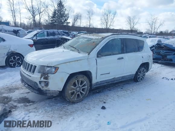 ✅ 2017 Jeep Compass Sport • VIN: 1C4NJCBA9HD185955 • Лот: 41609372. Опубликован ранее на IAAI с пробегом 175 867 миль. Бесплатный доступ к архиву аукционных продаж из США и подробный отчёт об истории автомобиля на DreamBid. Изображение 2.