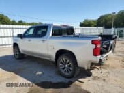 ✅ 2021 Chevrolet Silverado 1500 LT • VIN: 3GCUYDED0MG381413 • Lot: 74282734. Wystawiony na Copart z przebiegiem 98 552 mil. Bezpłatny archiwum sprzedaży aukcyjnych z USA i szczegółowy raport historii pojazdu na DreamBid. Zdjęcie 2.